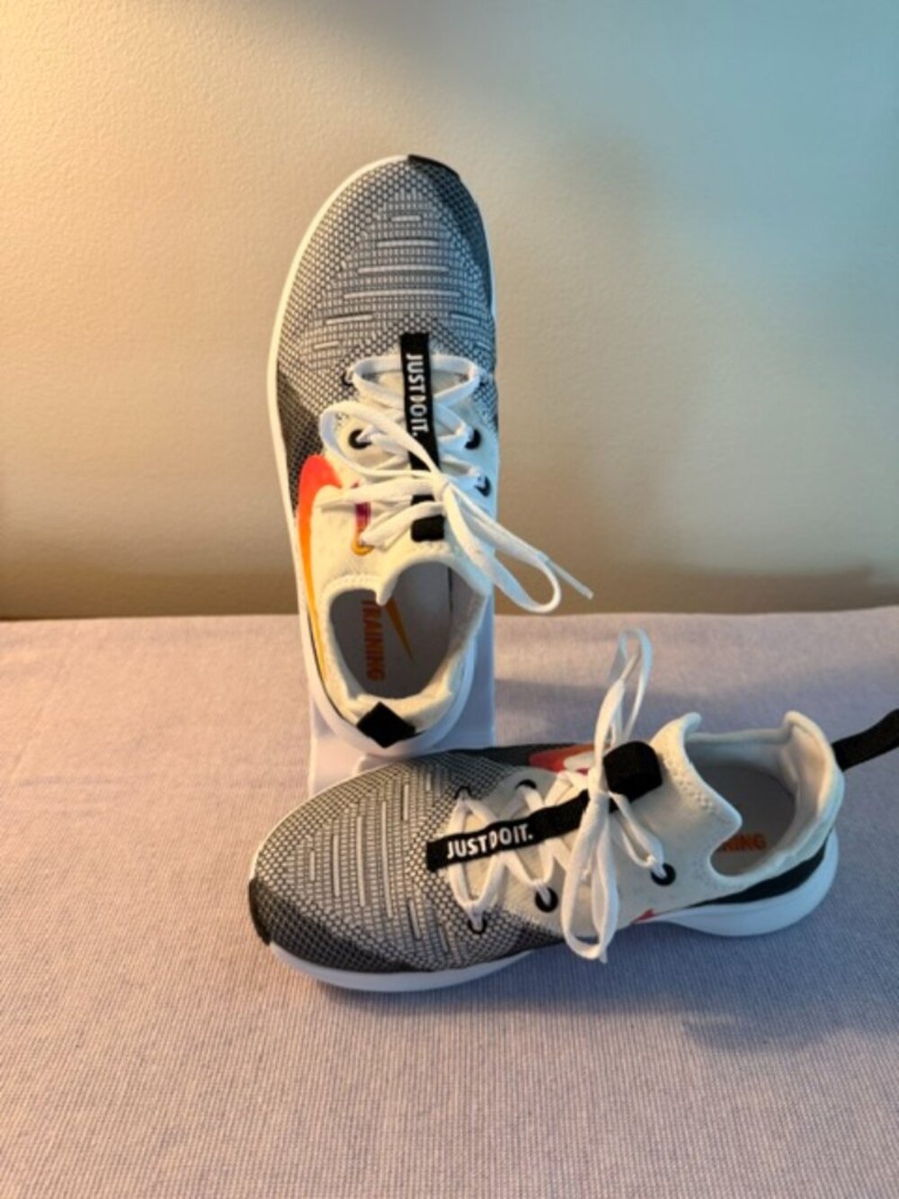 Nike Free TR 8 JDI Just Do It Women’s Sneakers Size 8